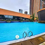 Time Square Homestay At Bukit Bintang Next To Monorail Station By Cloud Host