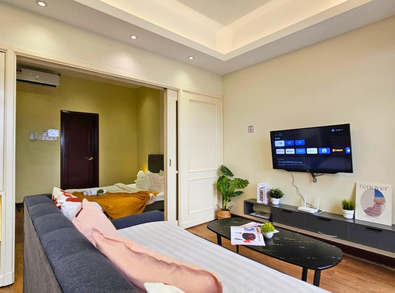 Berjaya Time Square At Bukit Bintang Next To Monorail Station By Cloud Host * Kuala Lumpur